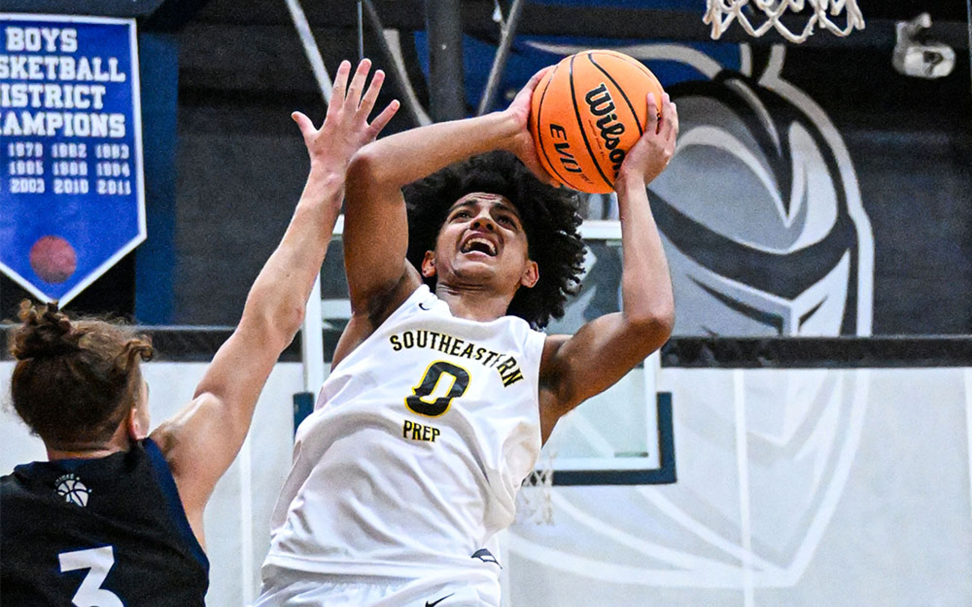 Beckham Black drives to the bucket