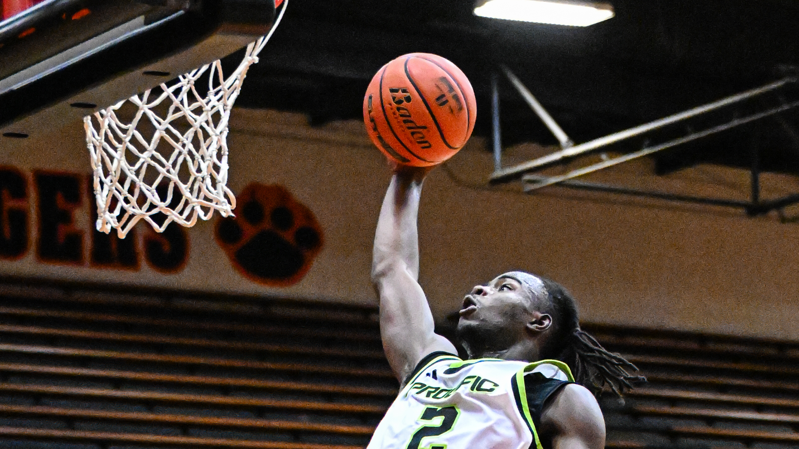 Caleb Holt #6 on ESPN Top 10 list with the break away dunk for Prolific Prep