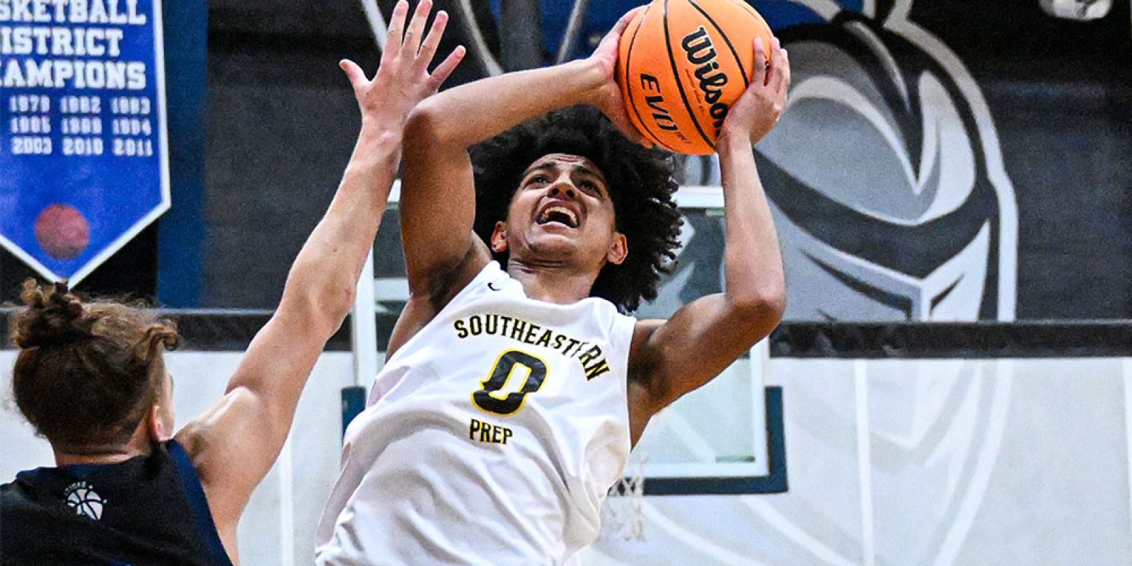 Beckham Black drives to the bucket