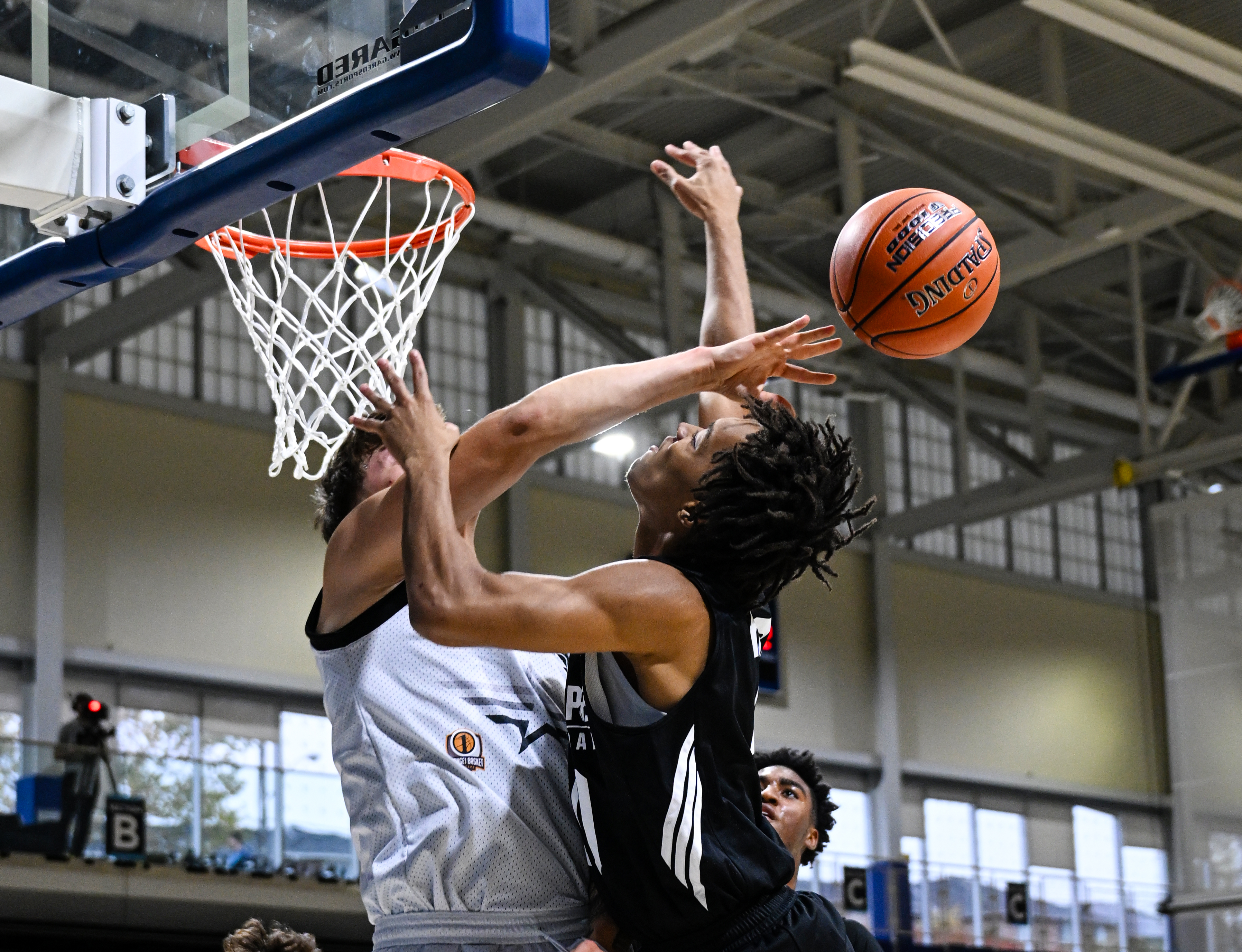 Ricards Aizpurs with the blocked shot for Star Alliance.