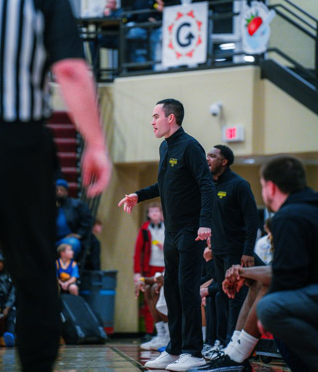Ryan Bernardi on the sideline in Philadelphia